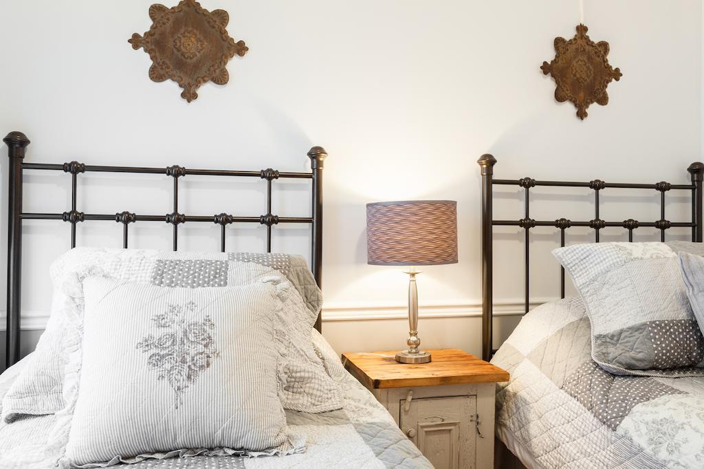 Bed and Breakfast Le Royal Champ\u00EAtre à Boischatel Chambre photo